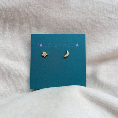 NEW! SPARKLY STUDS (SILVER & GOLD)