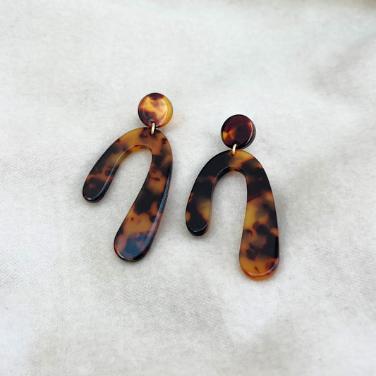 NEW! TORTOISE SHELL HORSESHOES